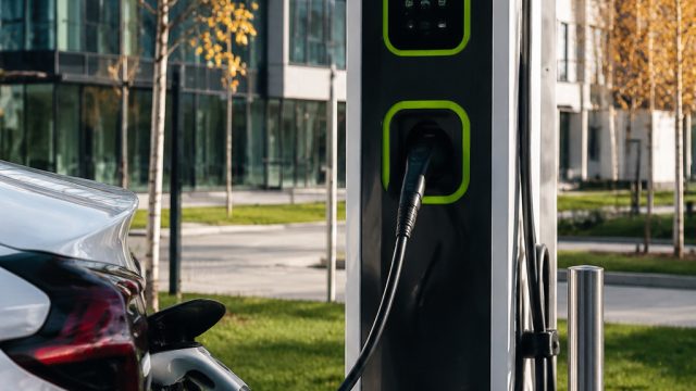 Worcestershire's £600M EV Initiative: A Game Changer for Green Energy | perbedaan diving dan snorkel