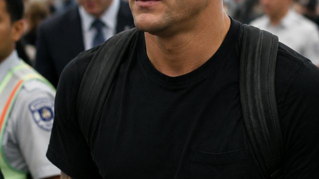 Dustin Poirier's Airport Incident Sparks Concern About Athlete Wellbeing | perkalian 70, poker88 qiu