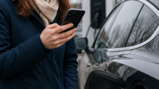 Navigating the Challenges of EV Charging Apps: What Drivers Need to Know | paitolengkap, agen osg888